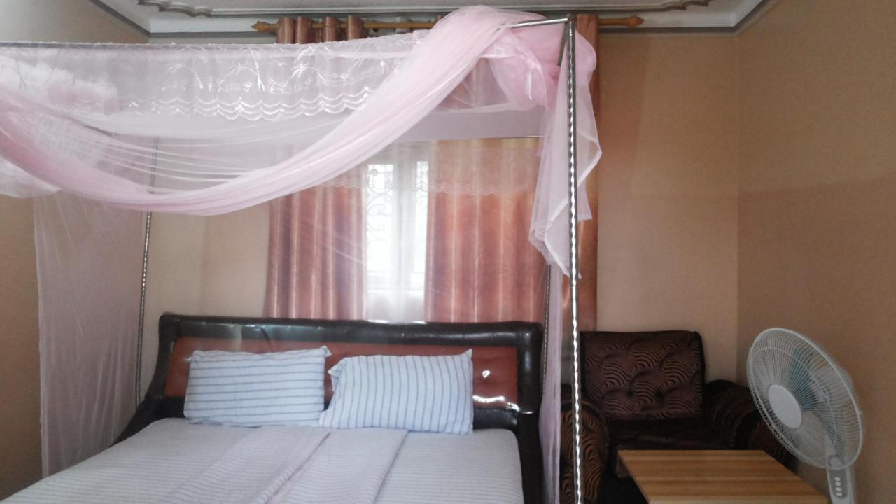 Rock Shadow Hotel Koboko Εξωτερικό φωτογραφία