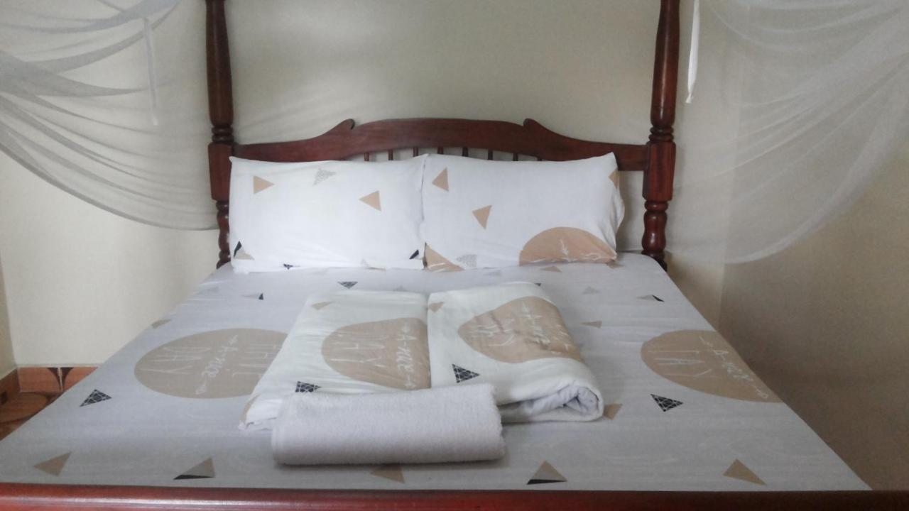 Rock Shadow Hotel Koboko Εξωτερικό φωτογραφία